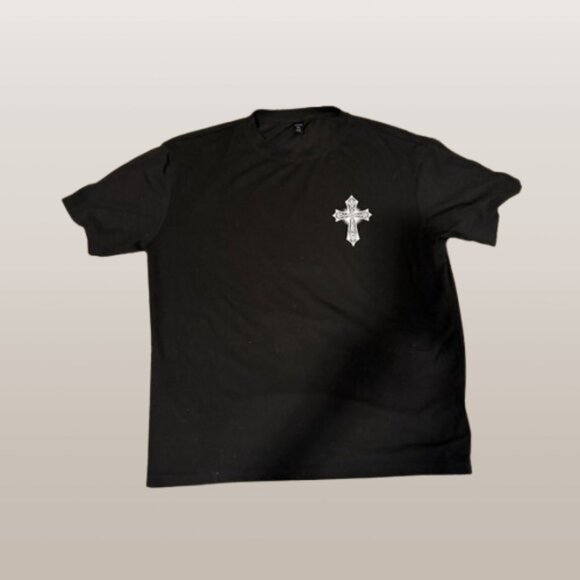 Cross and Wings Graphic T-Shirt - Picture 2 of 3